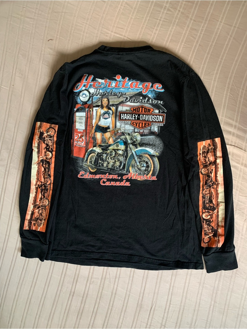 Harley-Davidson EDM Alberta Heritage Motorcycle Graphic Long Sleeve Shirt y2k